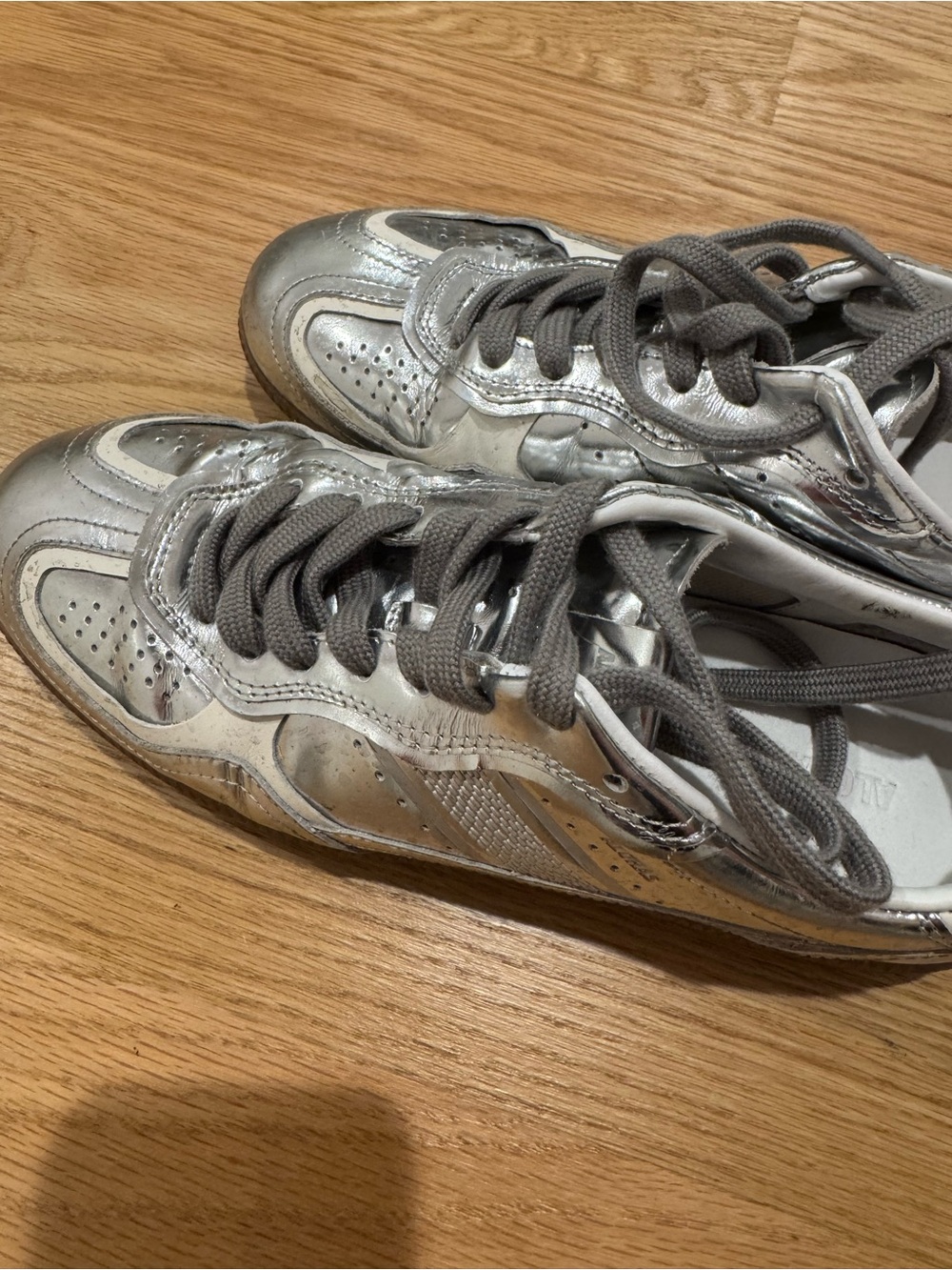 ALOHAS Tb.490 Rife Shimmer Silver Cream Leather Sneakers